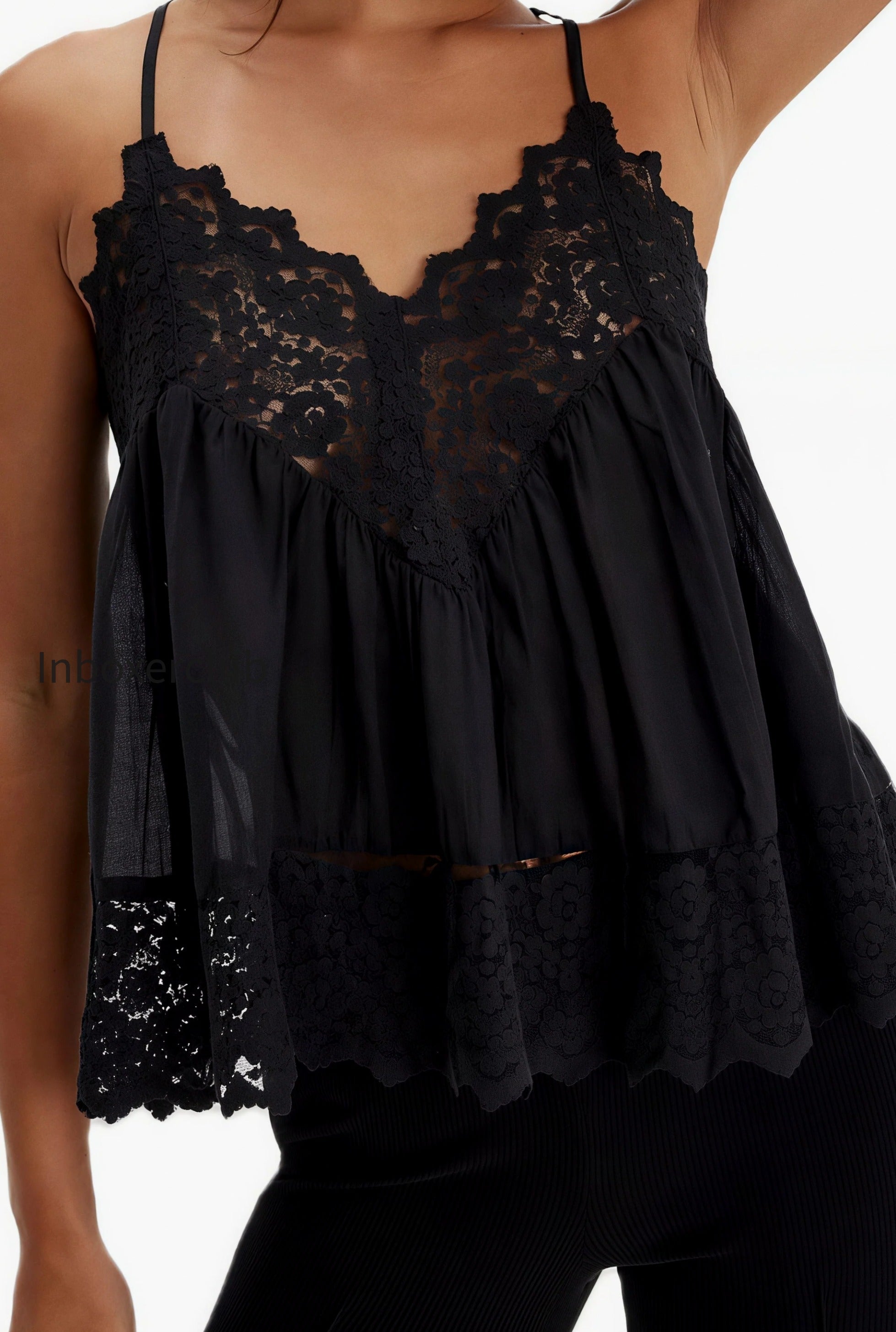 lace-trim-ruffle-strap-cami-top